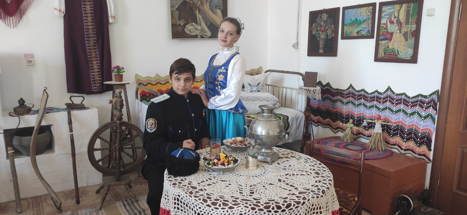 Музейный уголок казачьего быта Музейный уголок казачьего быта